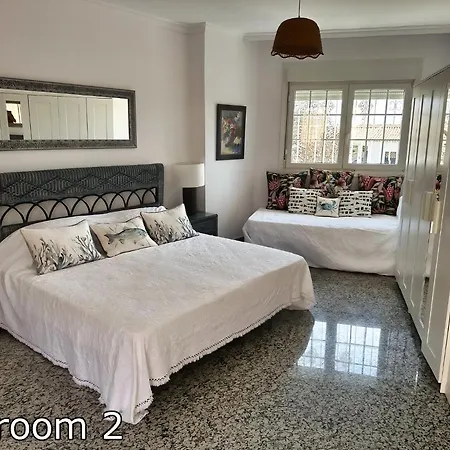 Large Private Pool And Garden Near Roquetas de Mar
