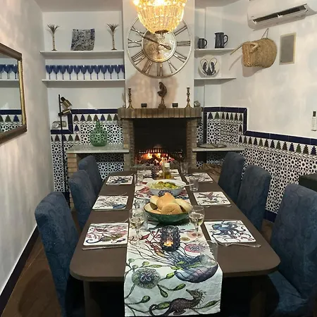 بيت للعطل Large Private Pool And Garden Near