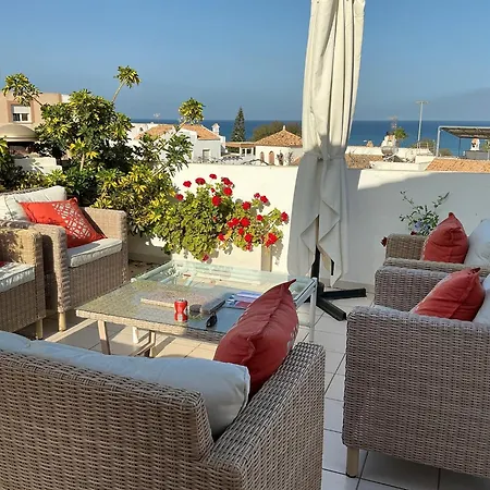Large Private Pool And Garden Near Holiday home
